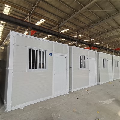 Kannettavat taitetut talot